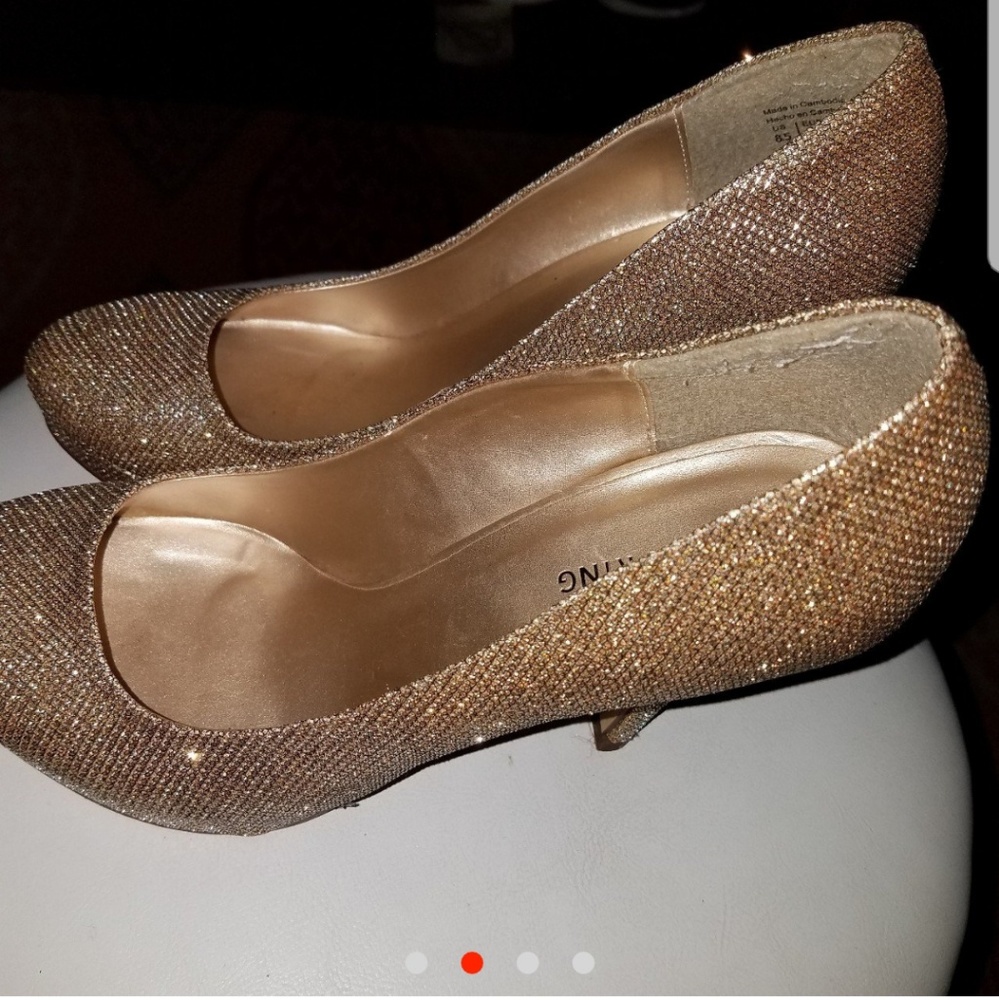 Womens high heel shoes